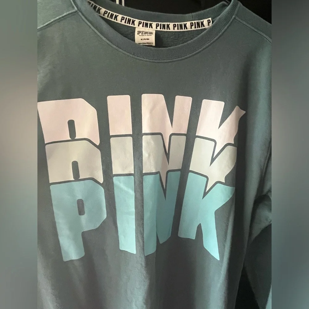 PINK Victorias Secret pink graphic